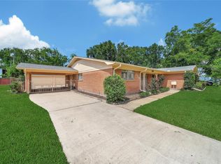 115 E Thornton Rd, Houston, TX 77022