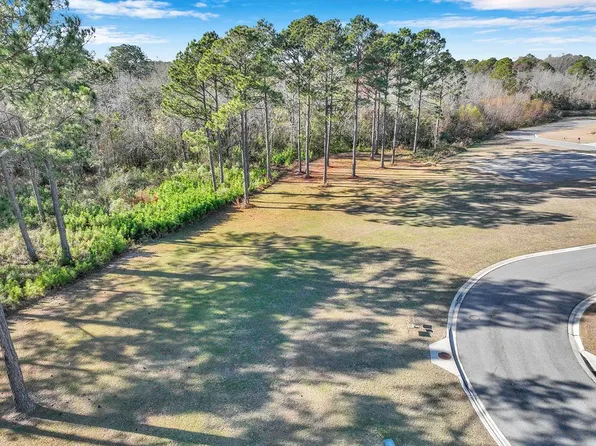 40 Packer Pride Dr SE, Moultrie, GA 31788