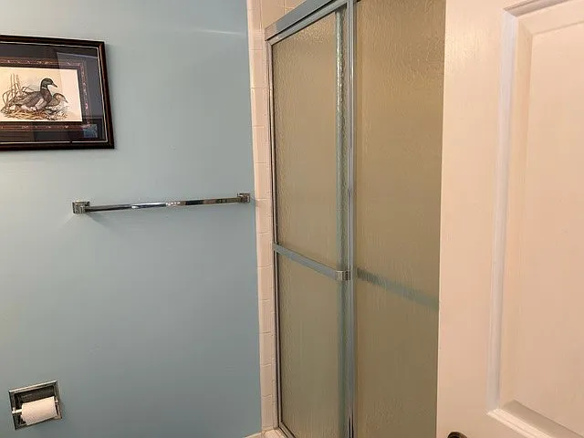 1st floor full bathroom