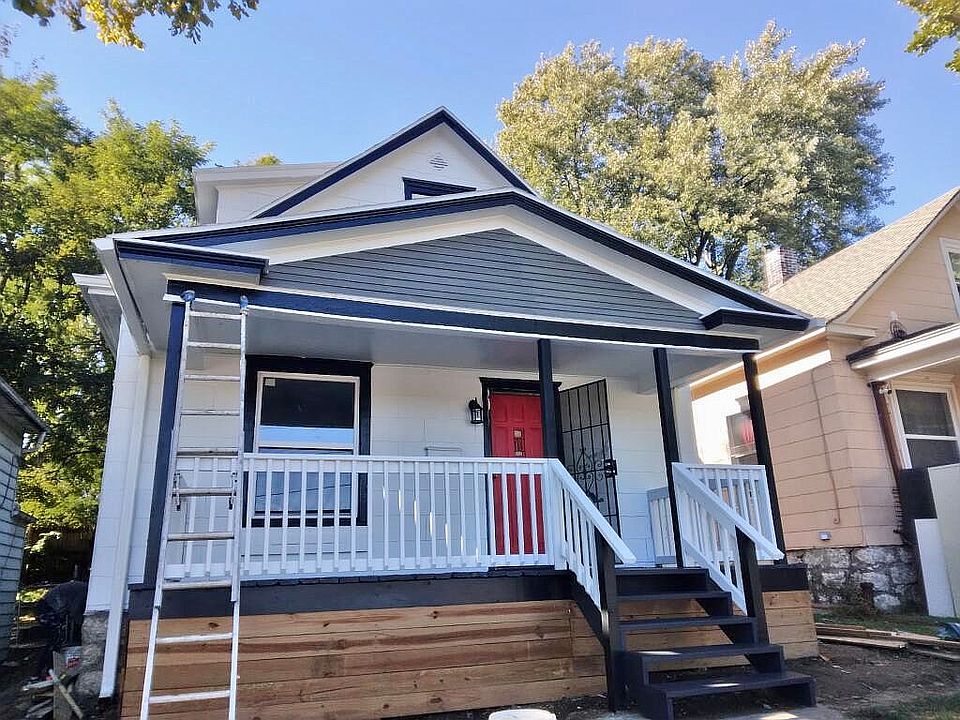 1st image of 310 N Elmwood Ave