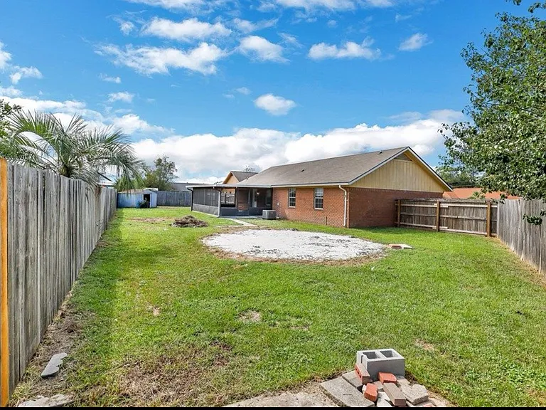 772 Melissa Dr — Photo 27