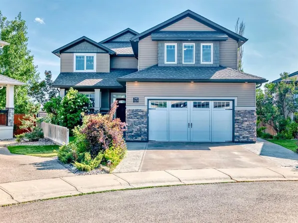 340 NE Tartan Cir W, Lethbridge, AB T1J 0Z1