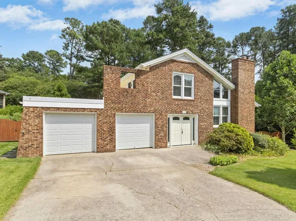 6608 Quiet Cove Ct, Raleigh, NC 27612