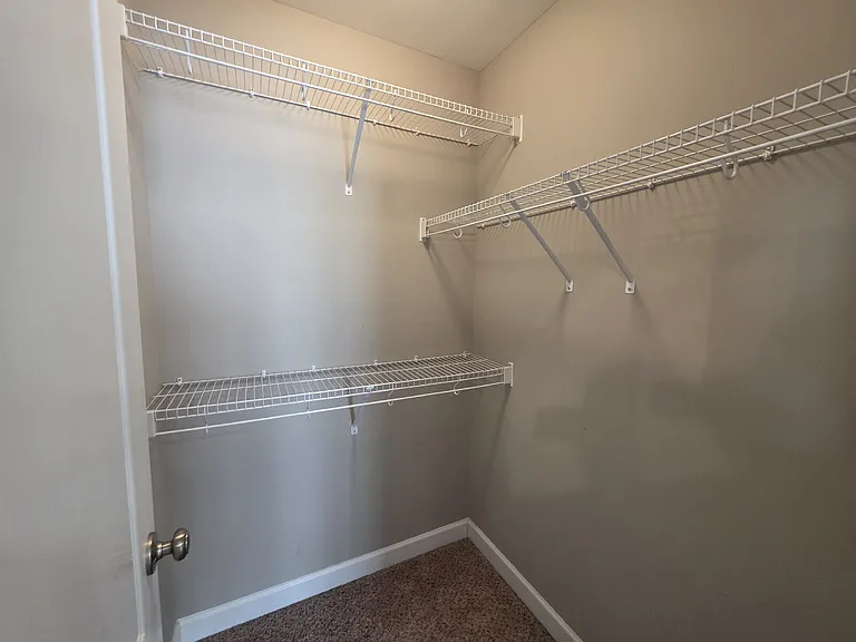 2229 Andalusian Dr — Photo 28