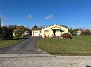 135 E Spring St, Saint Ignace, MI 49781