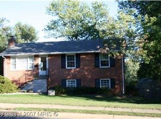 1699 Burntwood Ct, Woodbridge, VA 22191