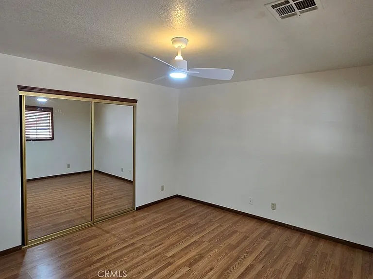 2828 W Avenue O8 — Photo 28