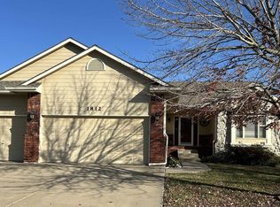 1812 N Columbine St, Andover, KS 67002