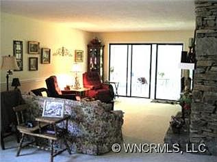 5th image of 211 N Britton Creek Ct