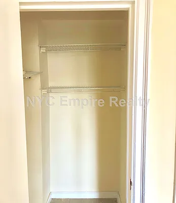 Rented by NYC Empire Realty Inc | media 10
