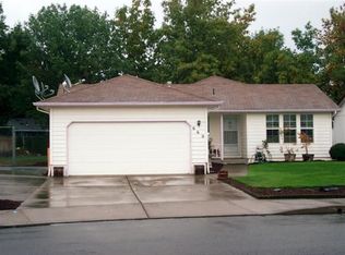 660 N 8th St, Aumsville, OR 97325