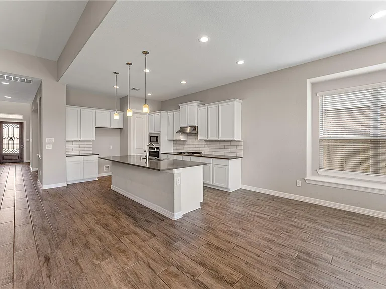 24014 Corinaldo Ct — Photo 16