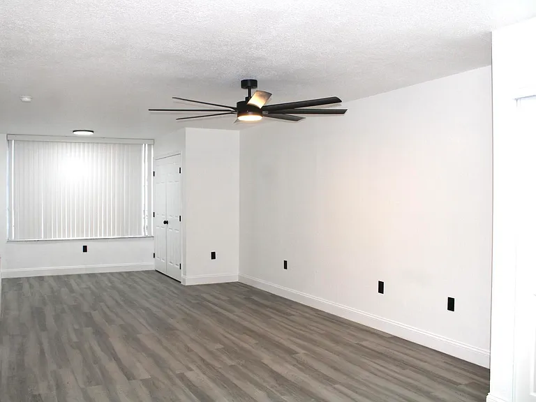 2820 Oakland Forest Dr #106 — Photo 3
