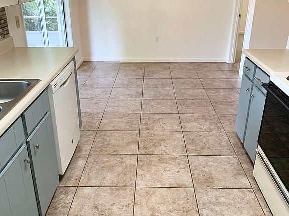 Dining Nook off the Kitchen
