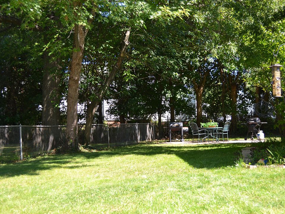 2nd image of 5100 5th St NW