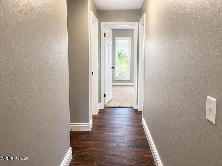 3015 Longwood Cir — Photo 6
