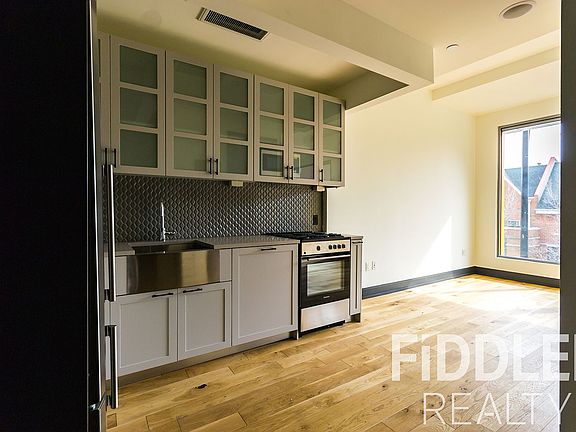 2nd image of 10 Montieth St APT 664