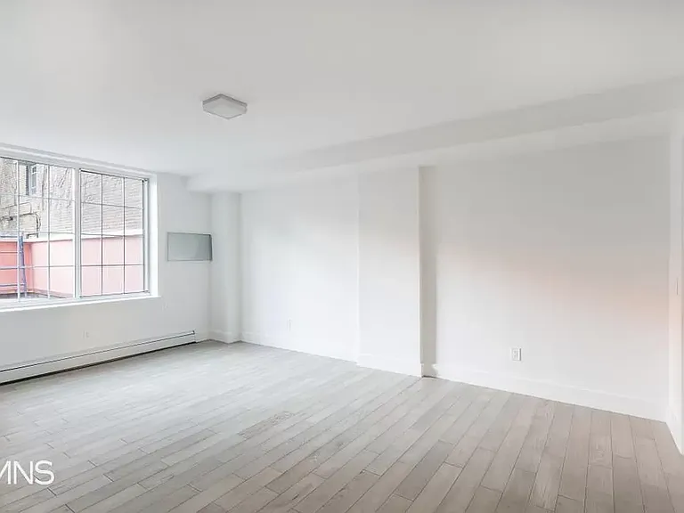 423 Ocean Pkwy #1A — Photo 9