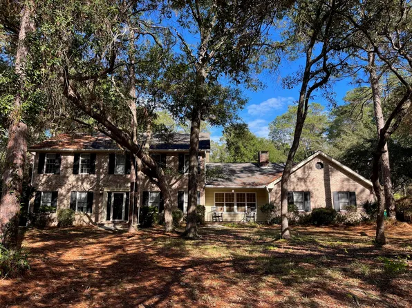 2418 Rocky Shores Dr, Niceville, FL 32578