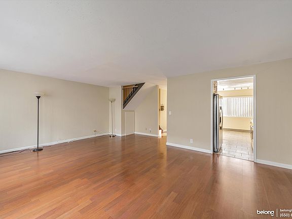 3rd image of 3025 Kaiser Dr Unit B