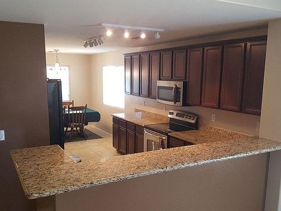 4th image of 18635 W Lupine Ave