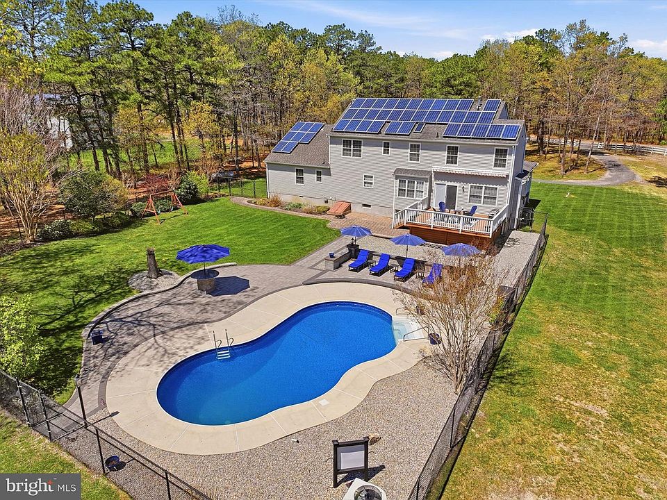 1st image of 176 Warren Grove Rd