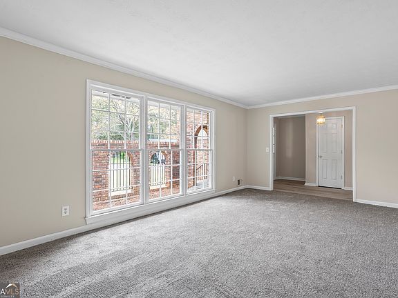 4th image of 3219 Rondelay Dr