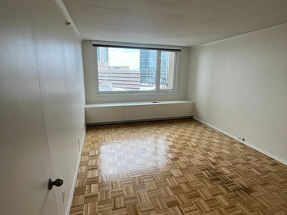 4th image of 73 Staniford St #2605