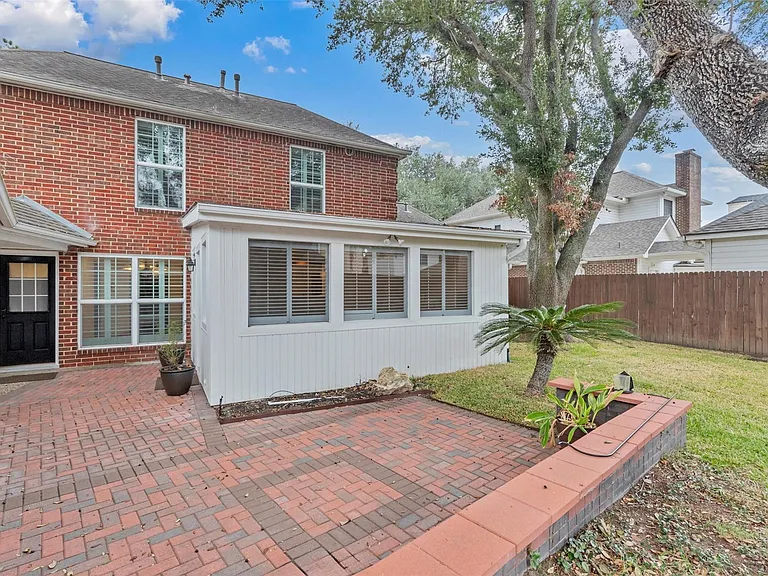 1127 Barkston Dr — Photo 43