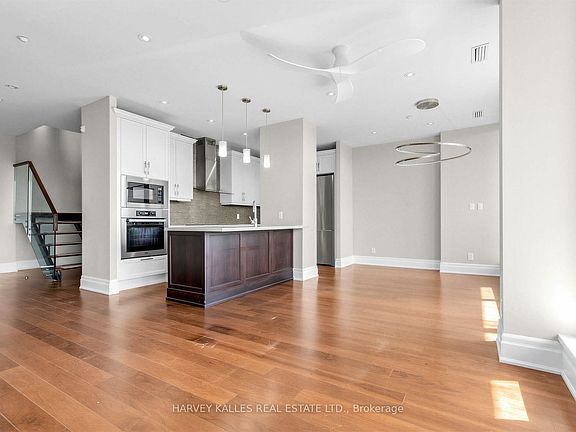 5th image of 1 Rainsford Rd #404