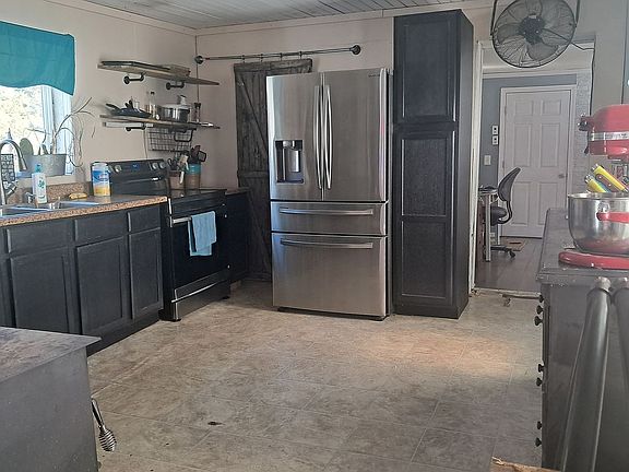 4th image of 1541 Masardis Rd