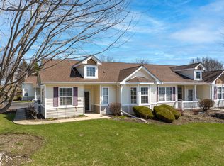 12126 White Tail Ln, Huntley, IL 60142