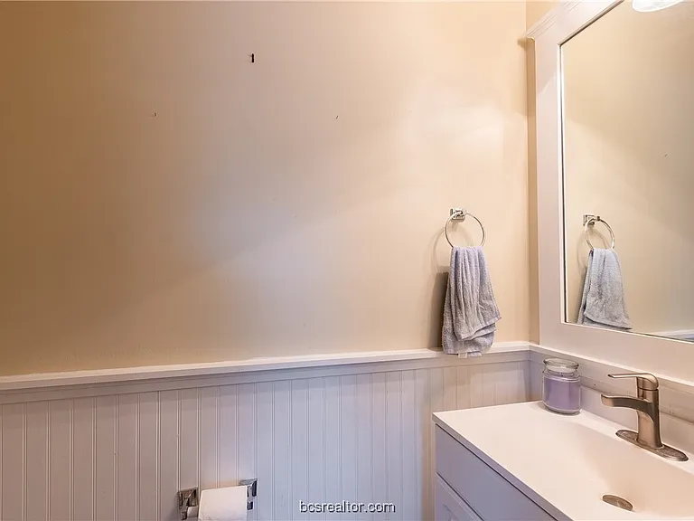 1725 Harvey Mitchell Pkwy S #412 — Photo 9