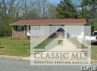 116 Winter Hills Dr, Winterville, GA 30683