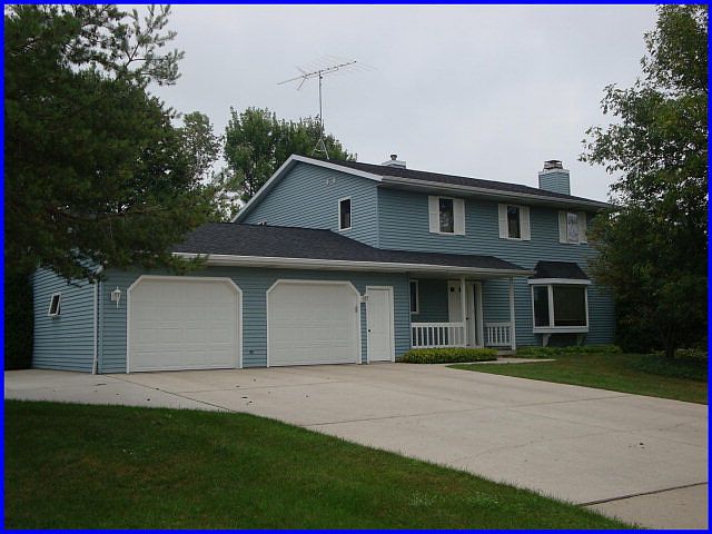 1st image of 1421 N 11th Pl