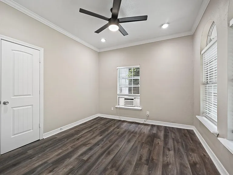 514 Gregg St — Photo 17