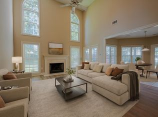 10223 Poston Oaks Cir, Collierville, TN 38017