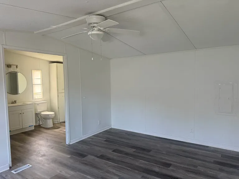 8101 Elim Church Rd NE #5 — Photo 20