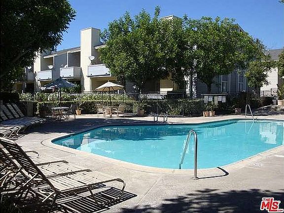 5th image of 777 S Citrus Ave APT 102