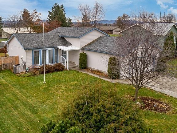 5th image of 20016 E Grace Ln