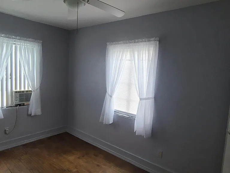 500 S Beach St #K2 — Photo 8