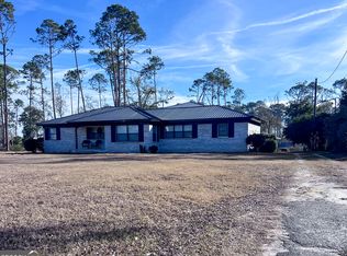 904 Chester Ave N, Douglas, GA 31533