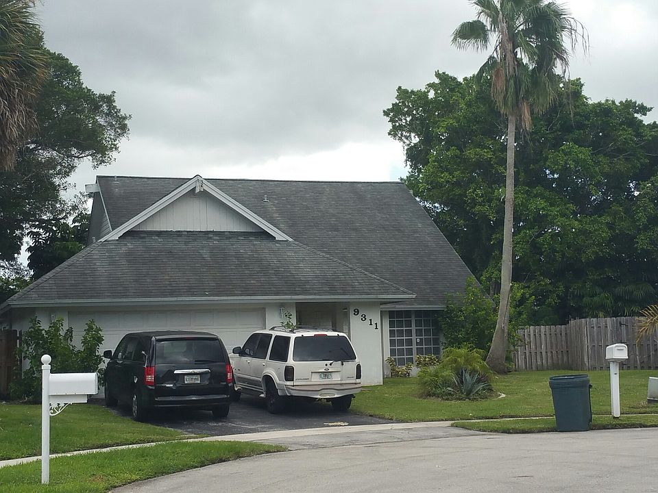 1st image of 9311 NW 35th Pl