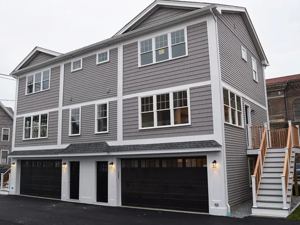40 Cushing St #1, Waltham, MA 02453