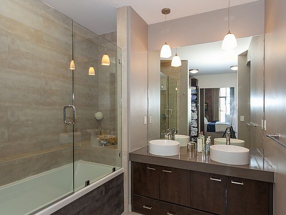 5th image of 16 Jessie St APT 303