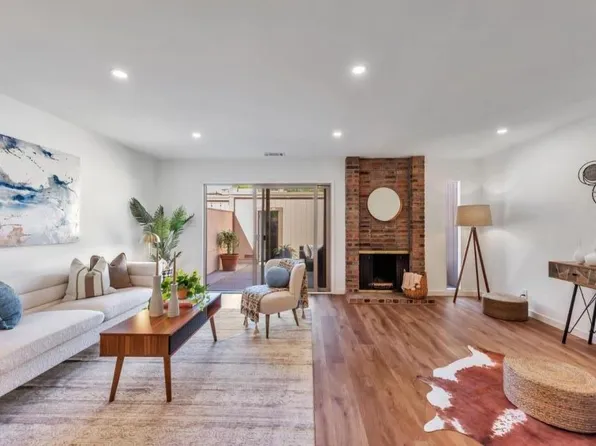 1126 Admiralty Ln, Alameda, CA 94502