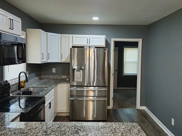 3001 Kensington Ave — Photo 20