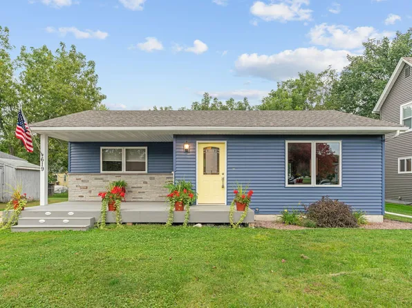 619 1st Ave SW, Pine Island, MN 55963