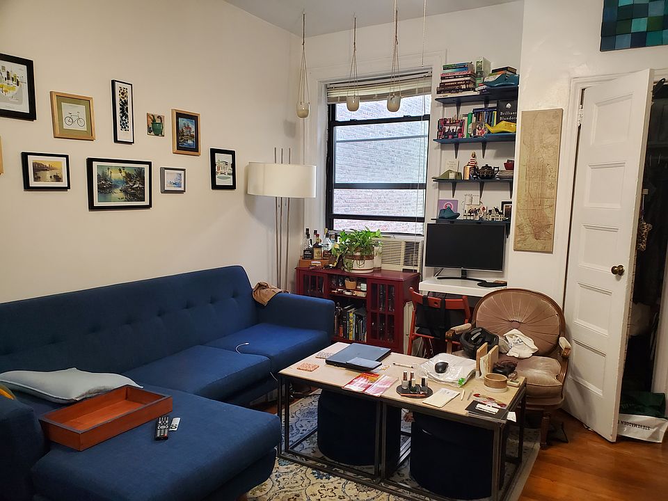 1st image of 241 W 100th St APT 4R