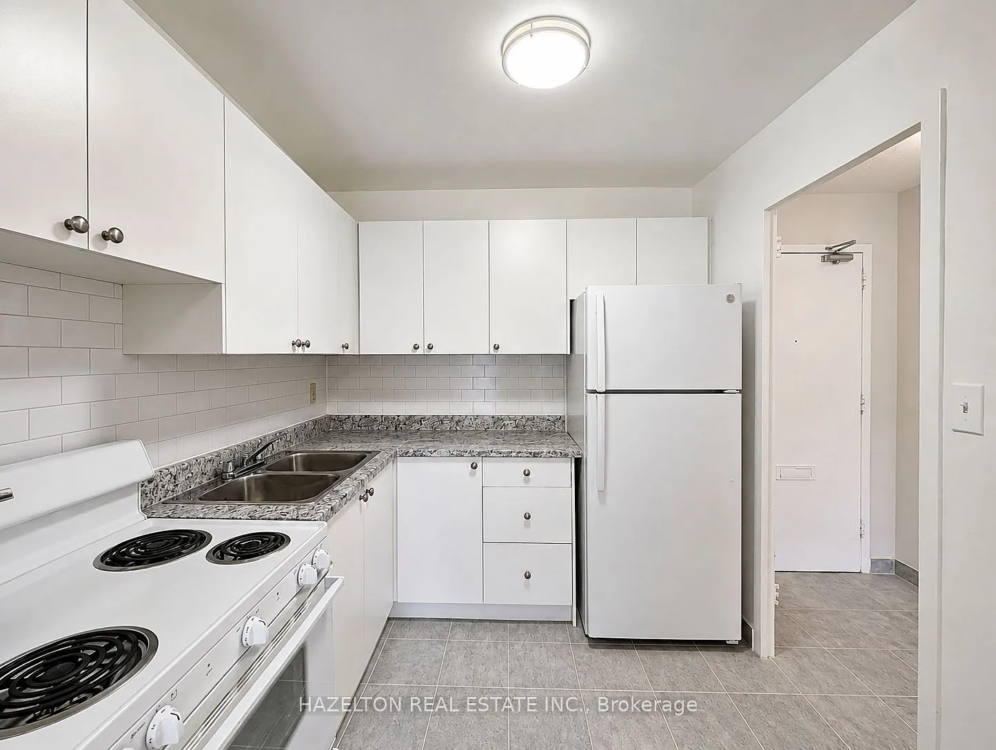 1 bed, $2,000 — Photo 3
